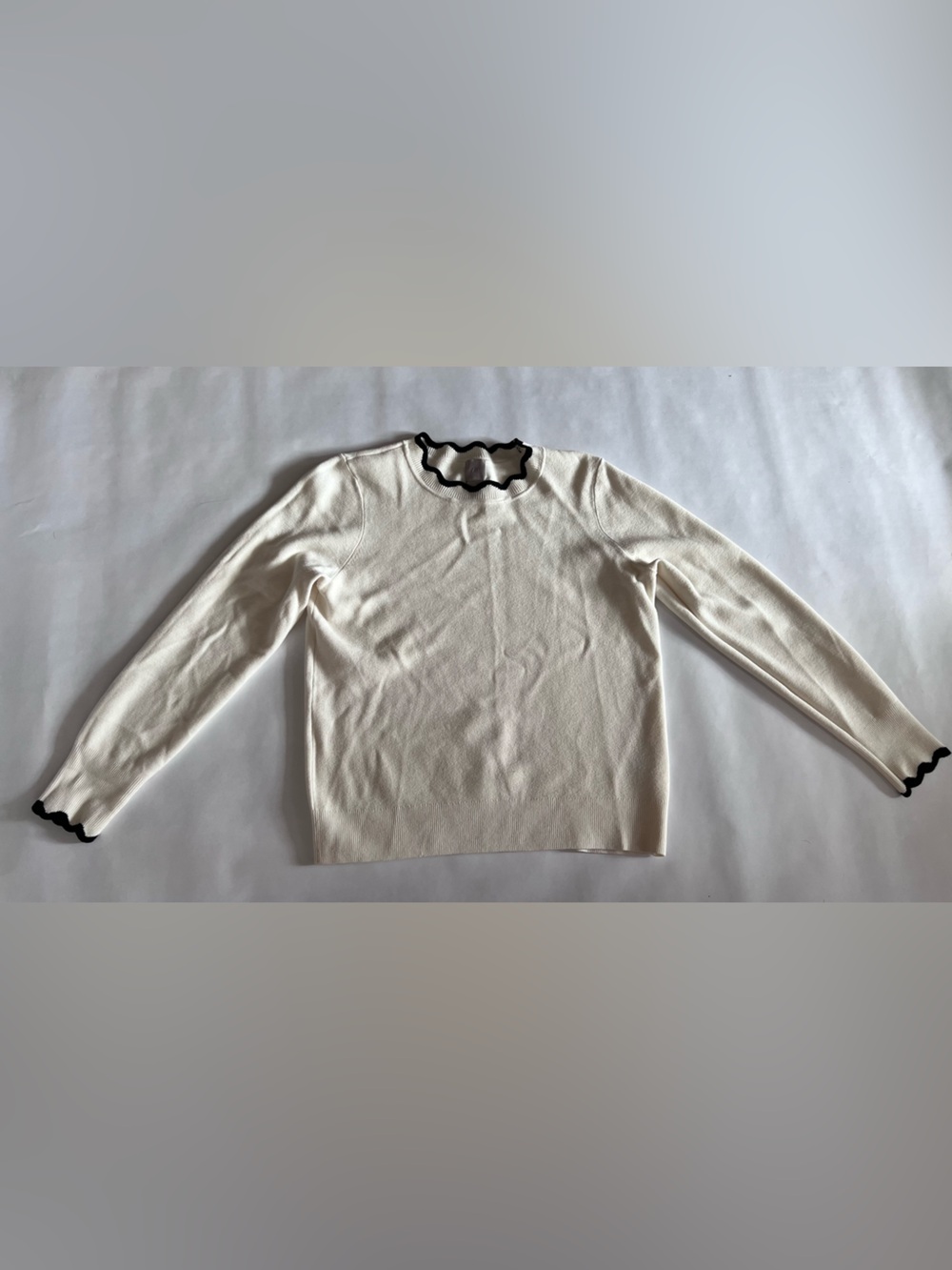 H&M Cream Crewneck Sweater with Black Scalloped Trim